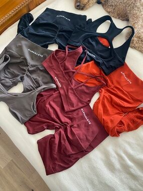 Alphalete contour leggings and sports bra bundle